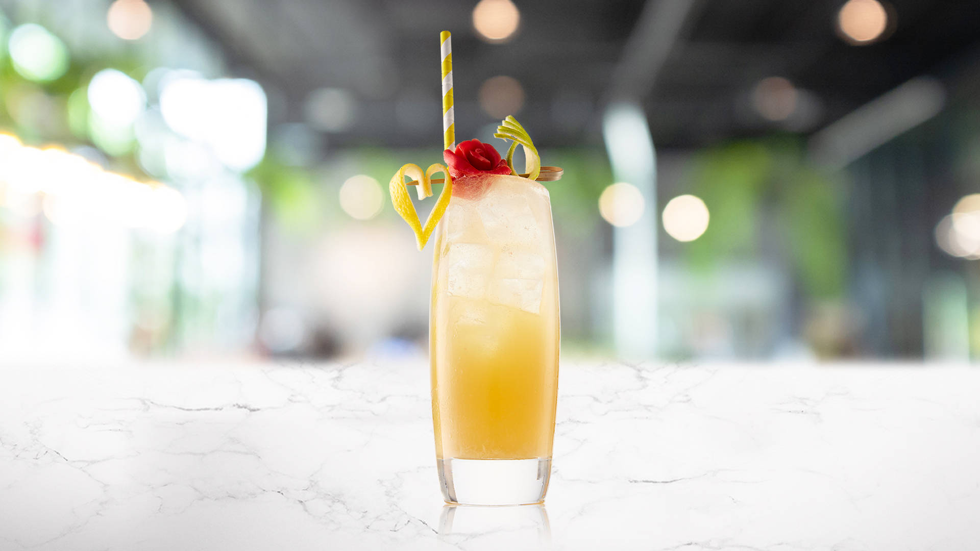 Lychee & Grape Fizz with garnish